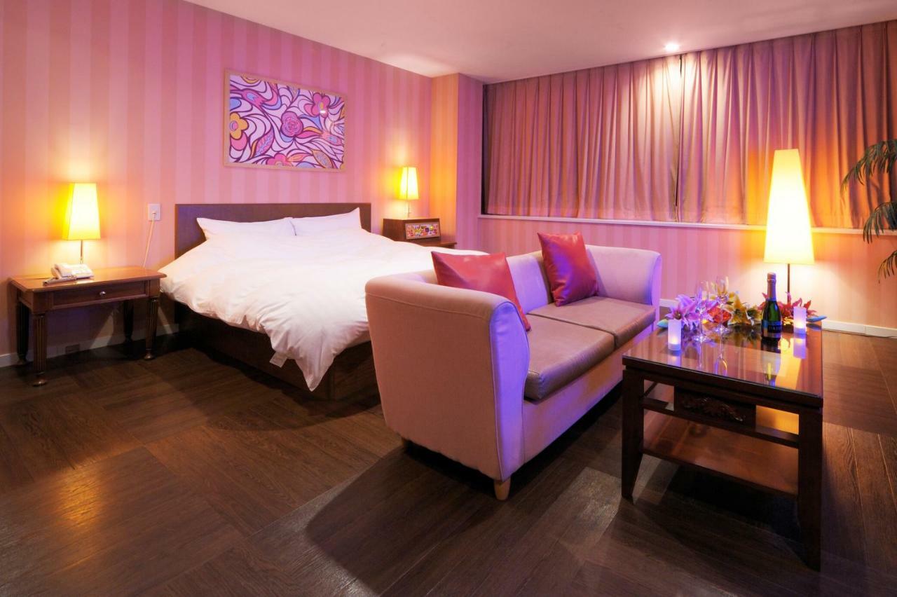 Hotel Sol (Adults Only) Фукуока Экстерьер фото